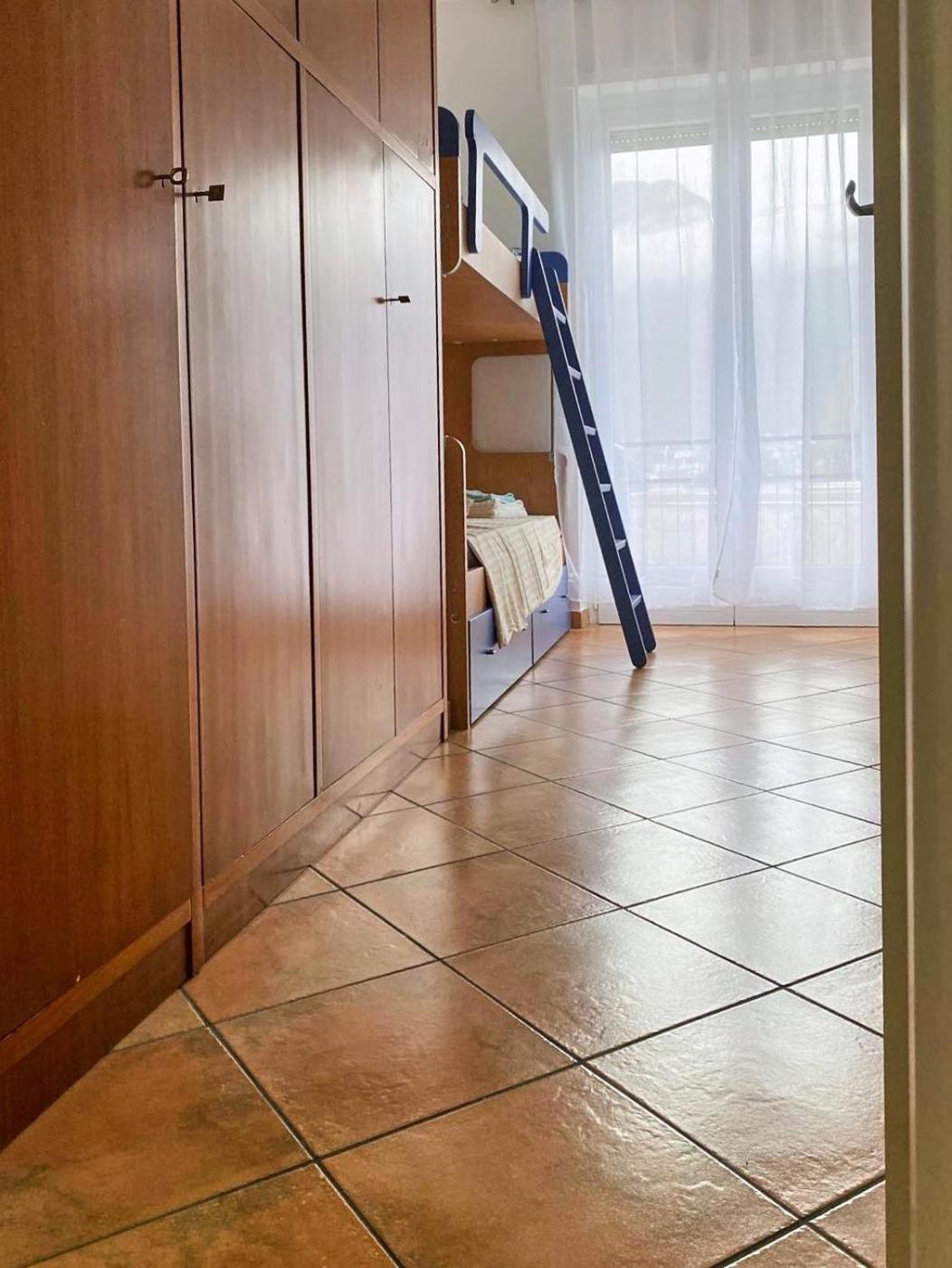 Casa Al Lario Appartement Pescate Buitenkant foto