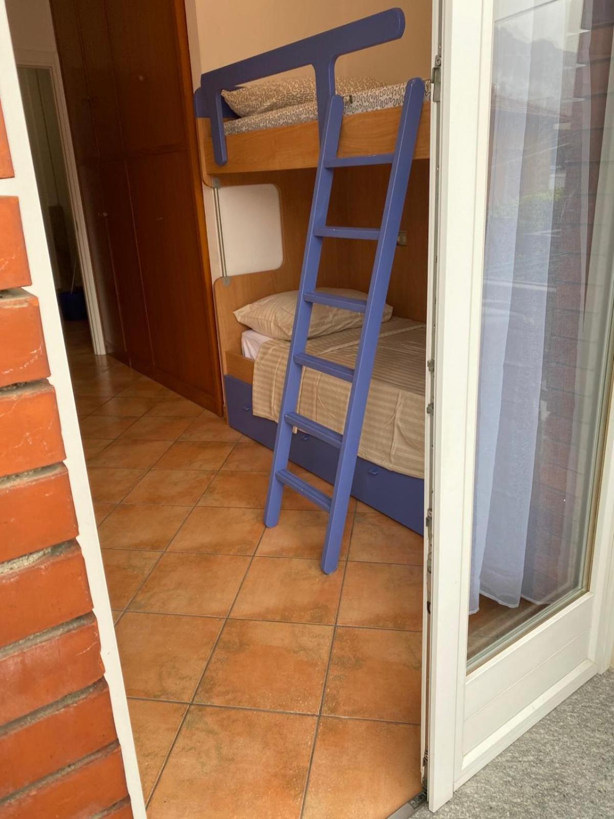 Casa Al Lario Appartement Pescate Buitenkant foto
